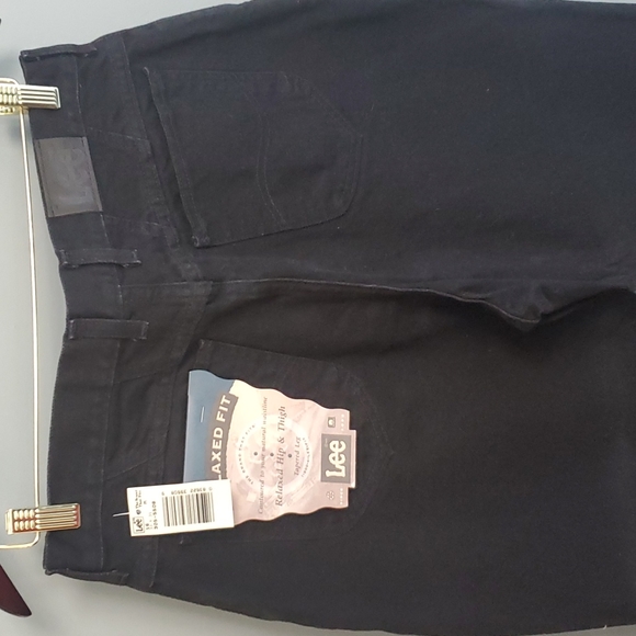 Wms LEE Relaxed Fit jeans (sz 33x31) - Picture 4 of 5